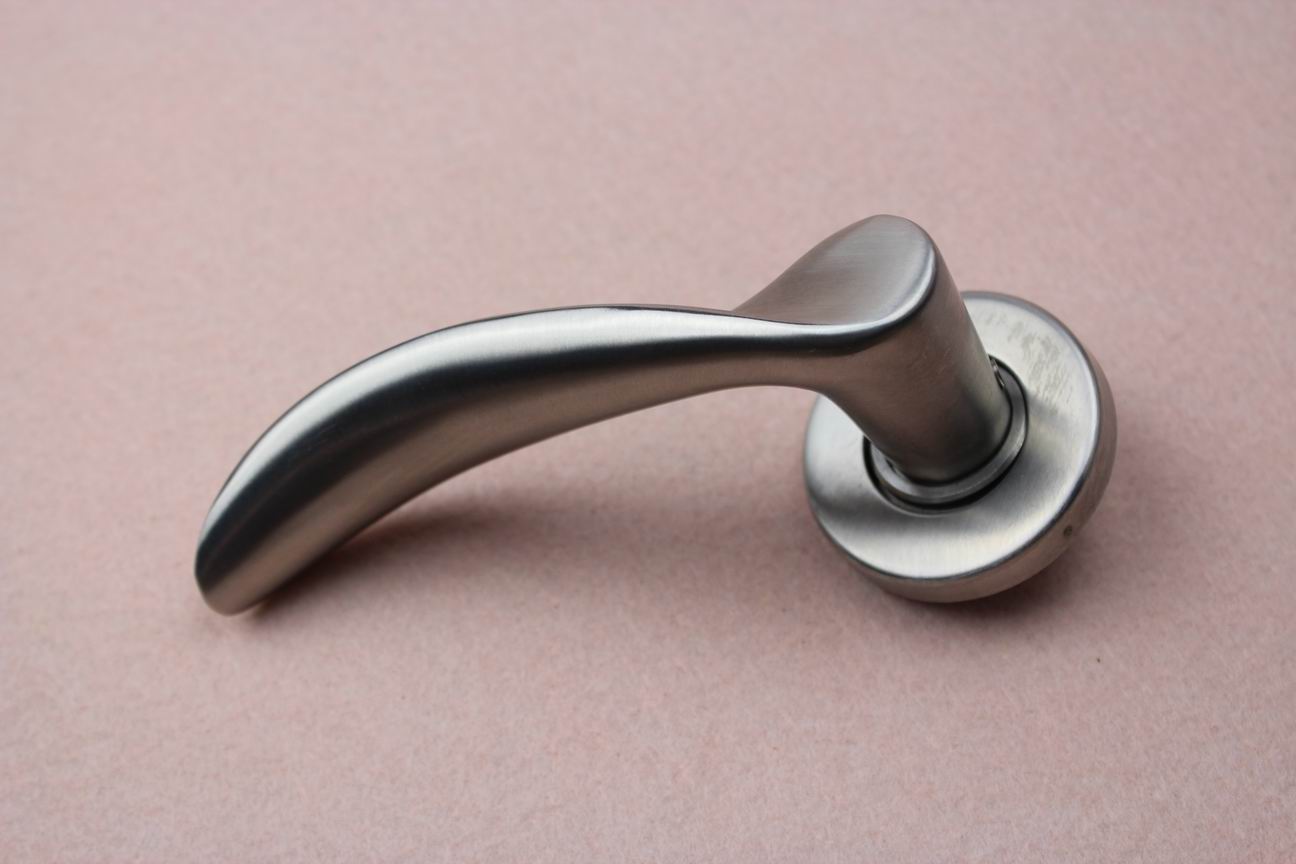 High Quality Polish Solid Stainless Steel Lever Door Handle Made in China